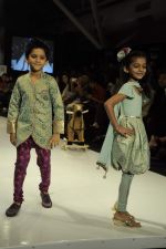 Kids walk the ramp for Payal Singhal Show at Kids Fashion Week day 3 on 19th Jan 2012 (24).JPG